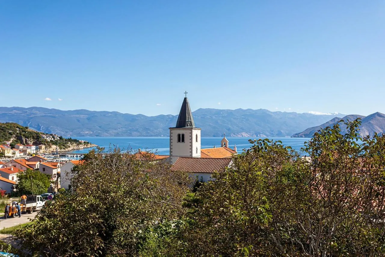 Apartments Crnekovic Tomislava 8 Baska